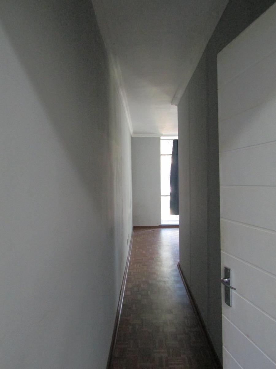 1 Bedroom Property for Sale in Parktown Gauteng