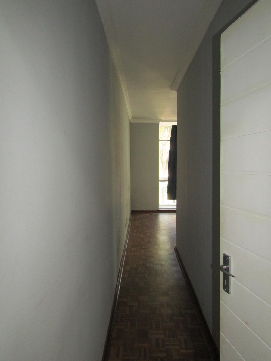 1 Bedroom Property for Sale in Parktown Gauteng