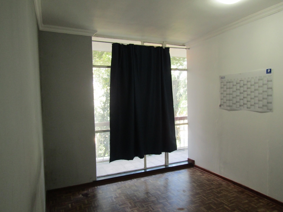 1 Bedroom Property for Sale in Parktown Gauteng