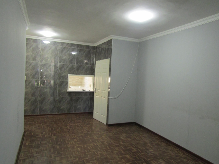1 Bedroom Property for Sale in Parktown Gauteng