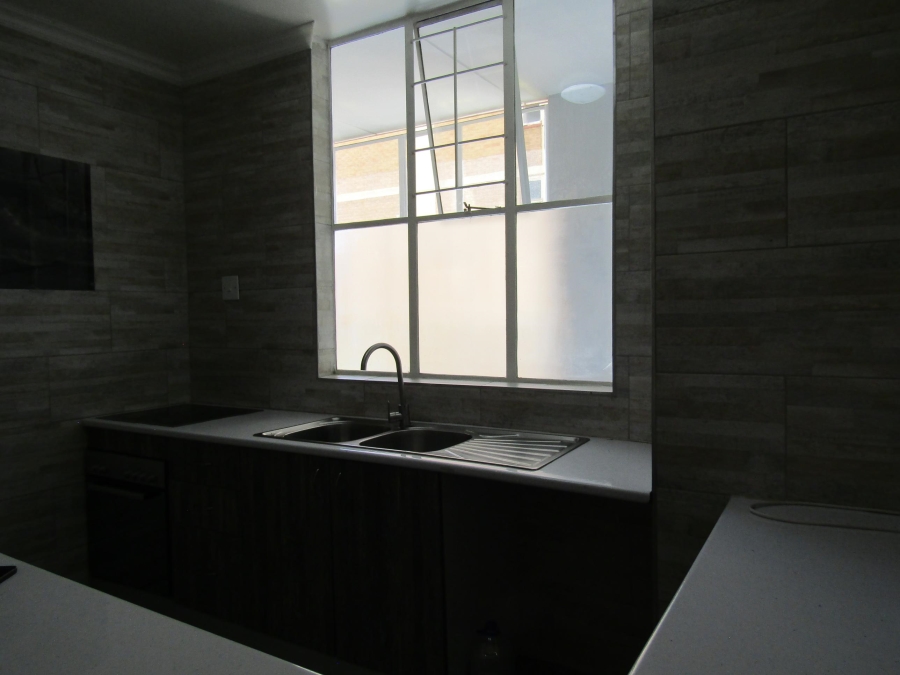 1 Bedroom Property for Sale in Parktown Gauteng