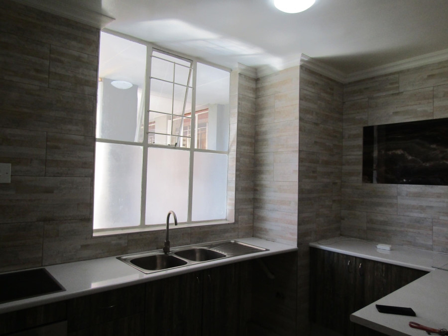 1 Bedroom Property for Sale in Parktown Gauteng