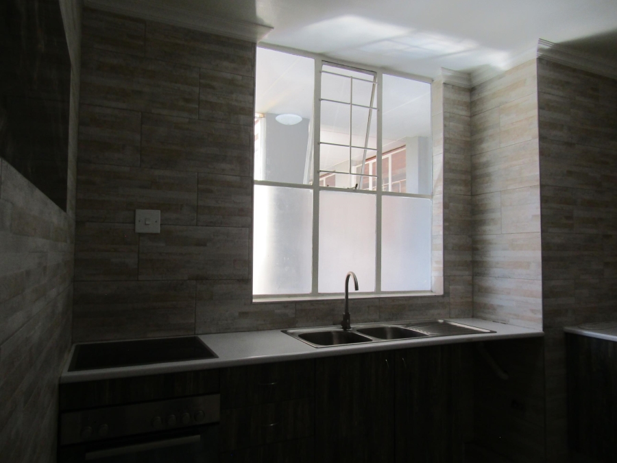 1 Bedroom Property for Sale in Parktown Gauteng