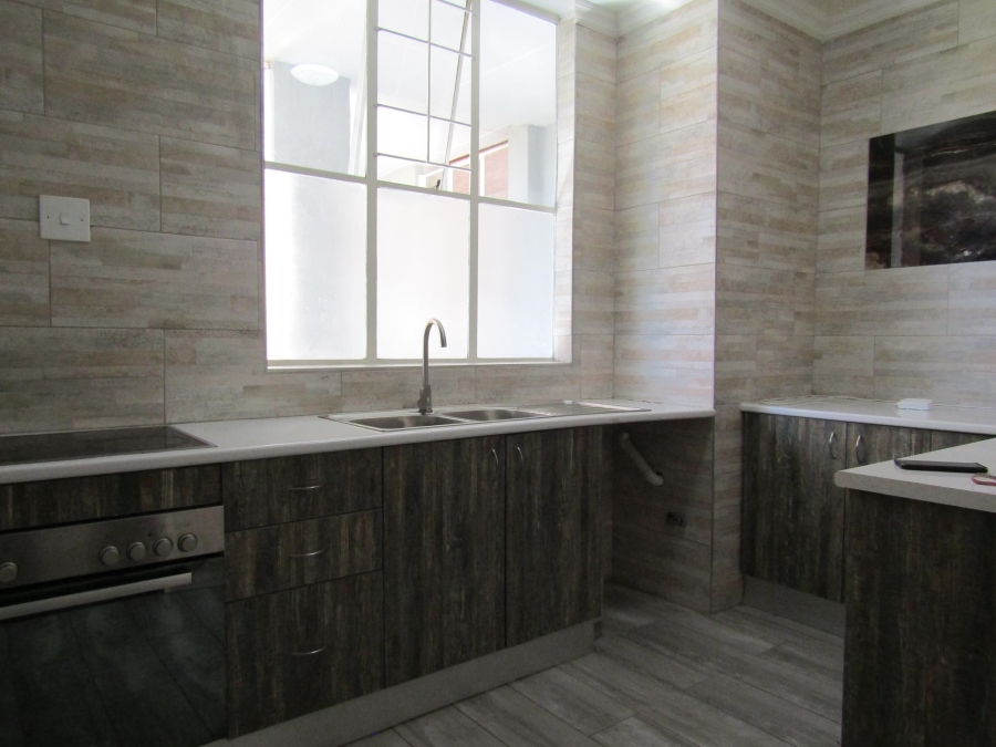 1 Bedroom Property for Sale in Parktown Gauteng