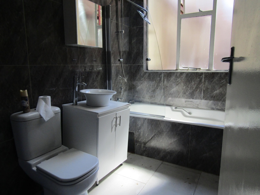 1 Bedroom Property for Sale in Parktown Gauteng