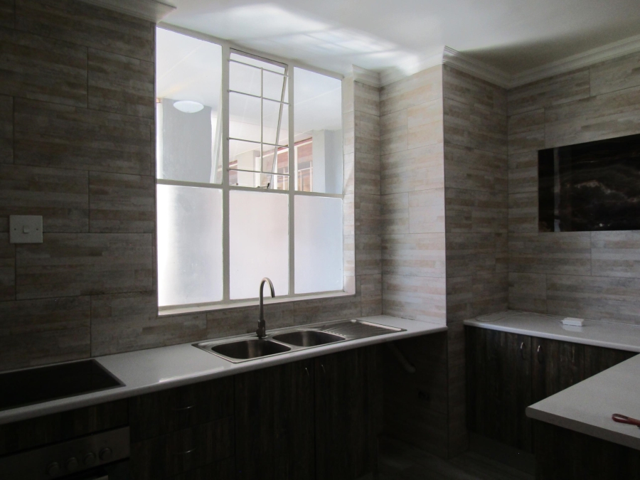 1 Bedroom Property for Sale in Parktown Gauteng