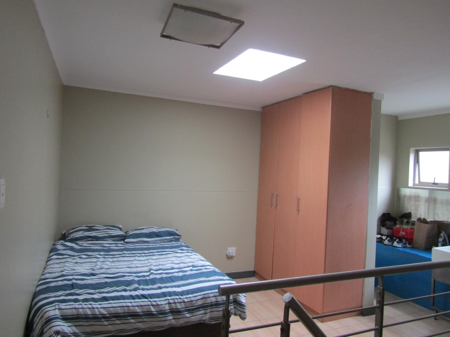 2 Bedroom Property for Sale in Auckland Park Gauteng