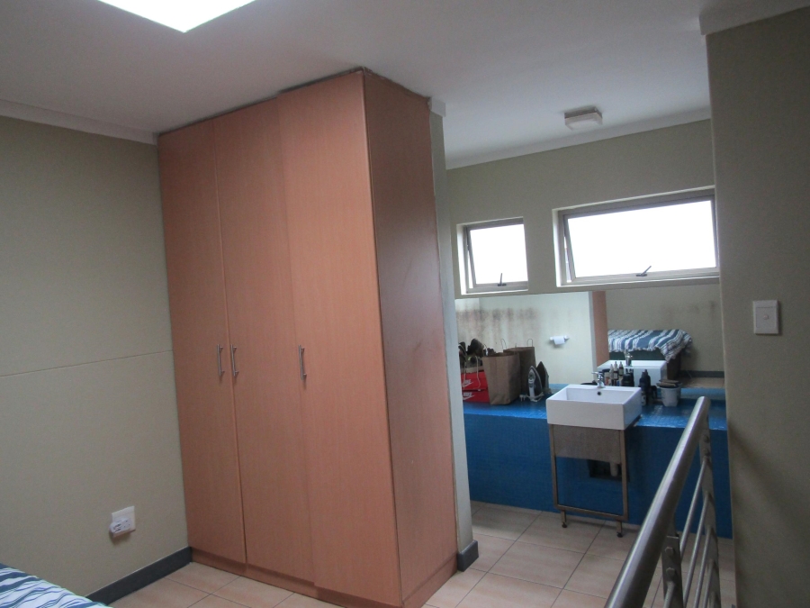 2 Bedroom Property for Sale in Auckland Park Gauteng