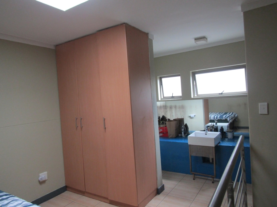 2 Bedroom Property for Sale in Auckland Park Gauteng
