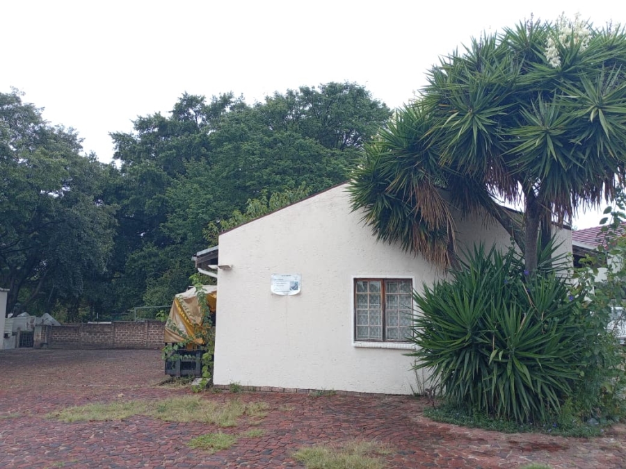 To Let commercial Property for Rent in Buccleuch Gauteng