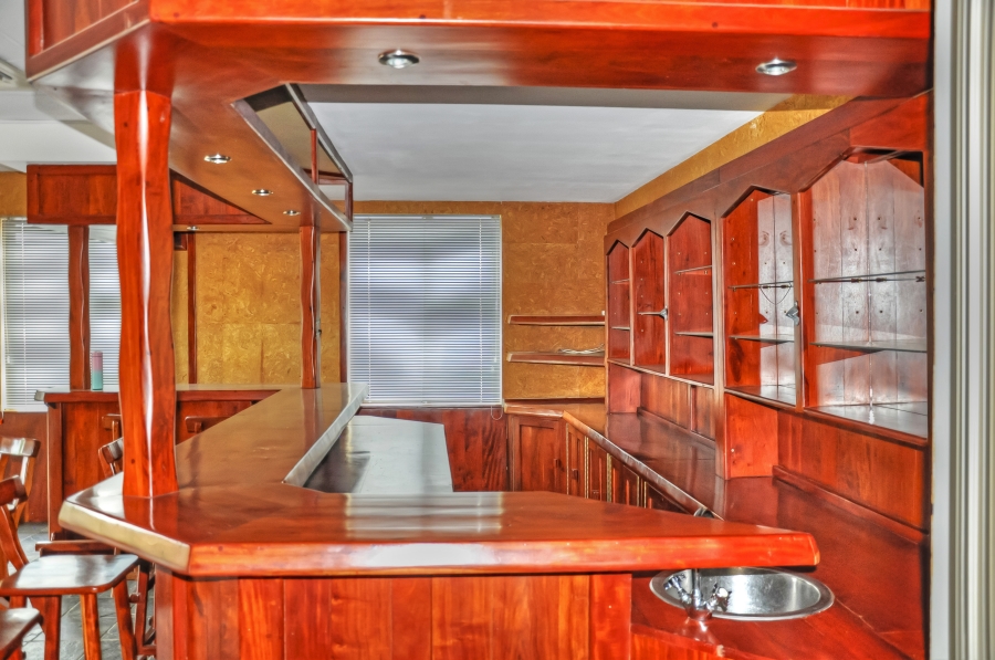 To Let commercial Property for Rent in Noordwyk Gauteng