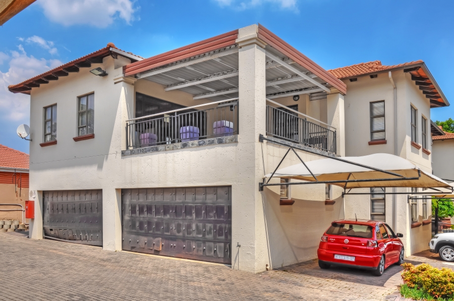 To Let commercial Property for Rent in Noordwyk Gauteng