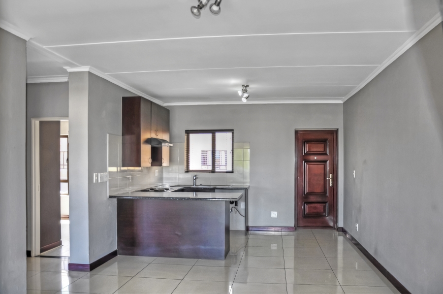 2 Bedroom Property for Sale in Erand Gardens Gauteng