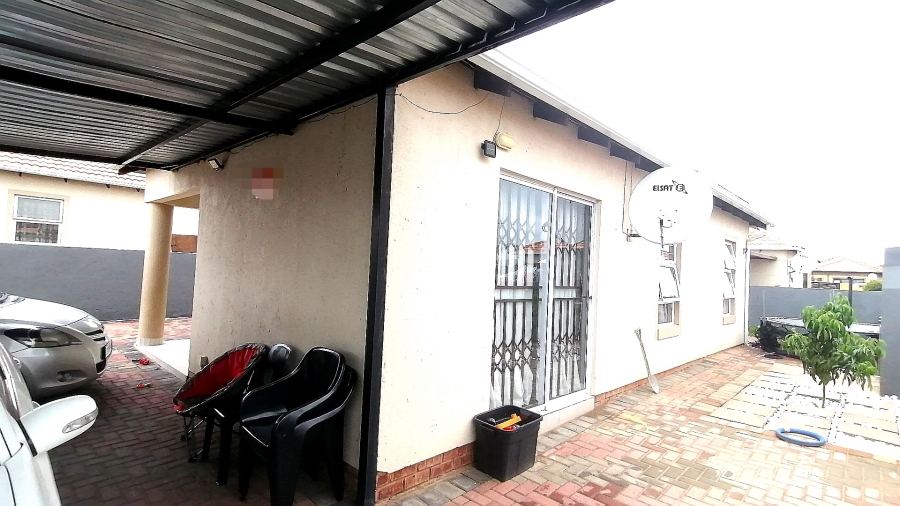 To Let 3 Bedroom Property for Rent in Pretoria West Gauteng