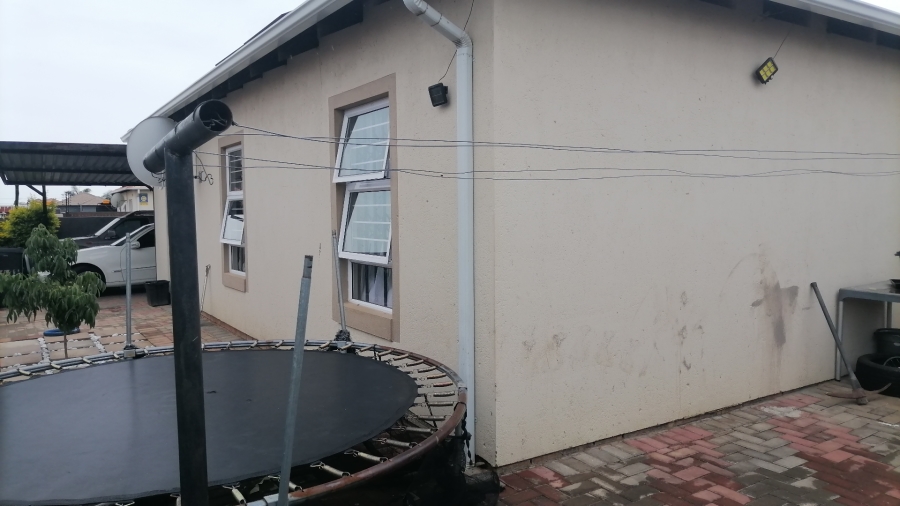 To Let 3 Bedroom Property for Rent in Pretoria West Gauteng