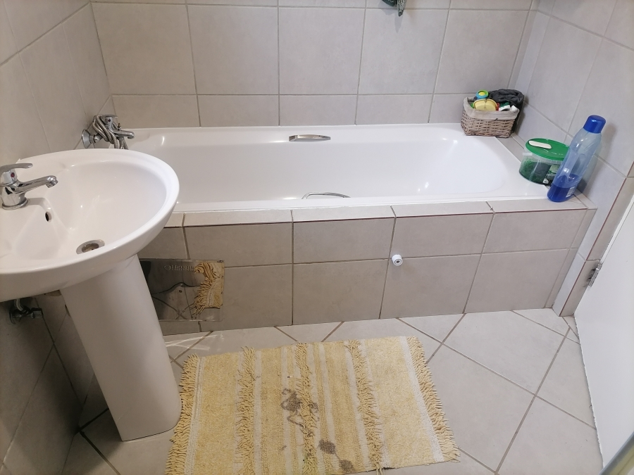 To Let 3 Bedroom Property for Rent in Pretoria West Gauteng