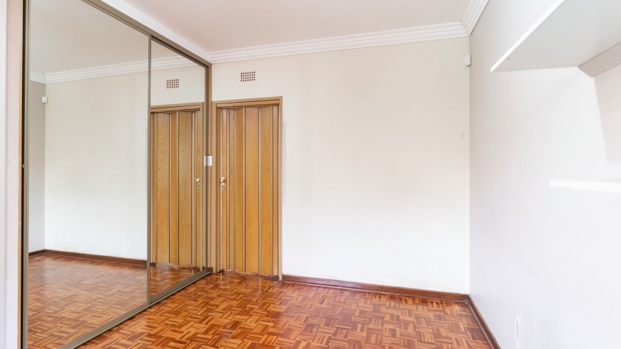 To Let 4 Bedroom Property for Rent in Gillview Gauteng