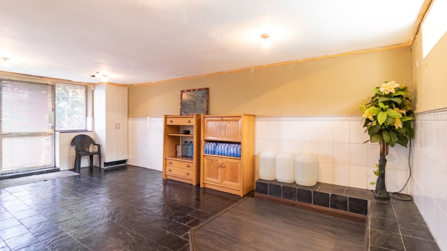 To Let 4 Bedroom Property for Rent in Gillview Gauteng