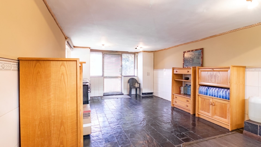 To Let 4 Bedroom Property for Rent in Gillview Gauteng