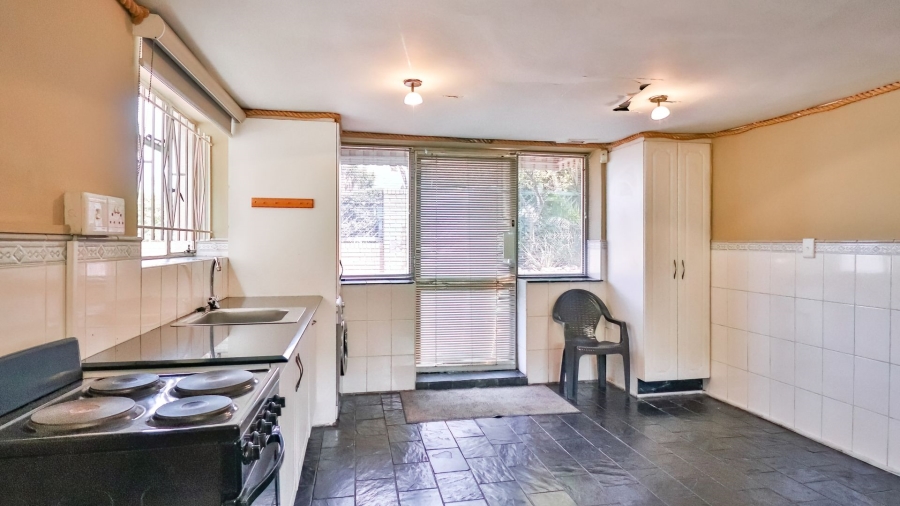 To Let 4 Bedroom Property for Rent in Gillview Gauteng