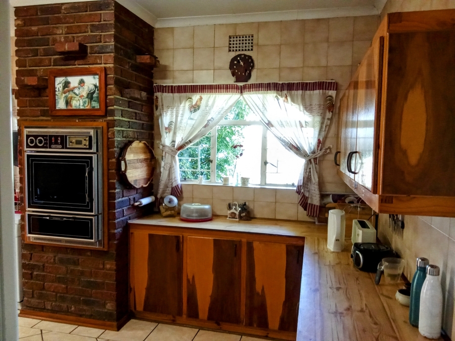 5 Bedroom Property for Sale in Helderkruin Gauteng