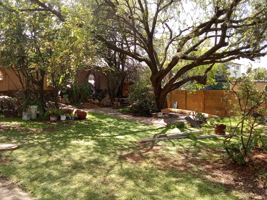 5 Bedroom Property for Sale in Helderkruin Gauteng