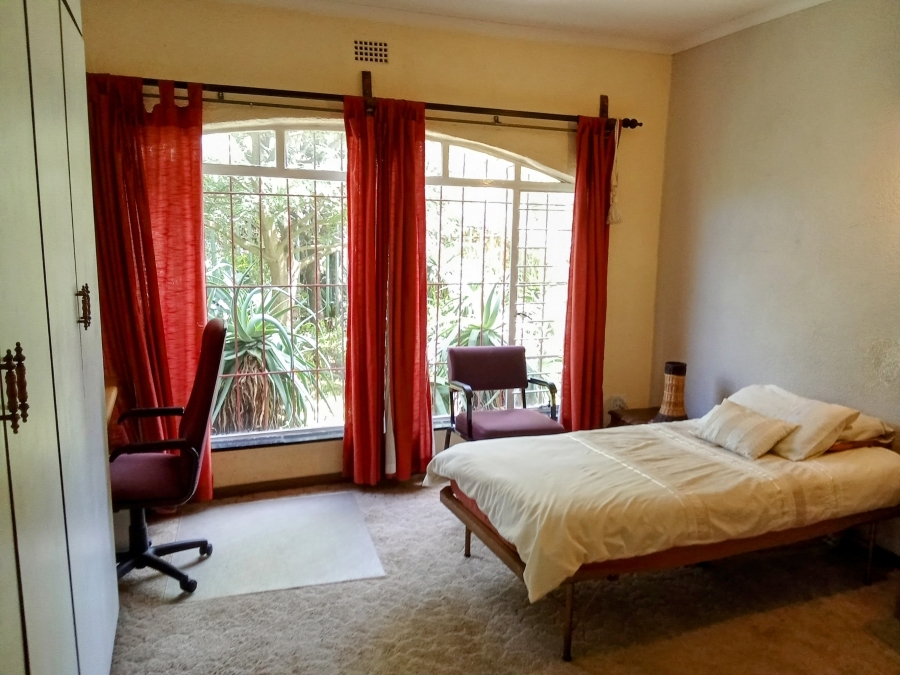 5 Bedroom Property for Sale in Helderkruin Gauteng