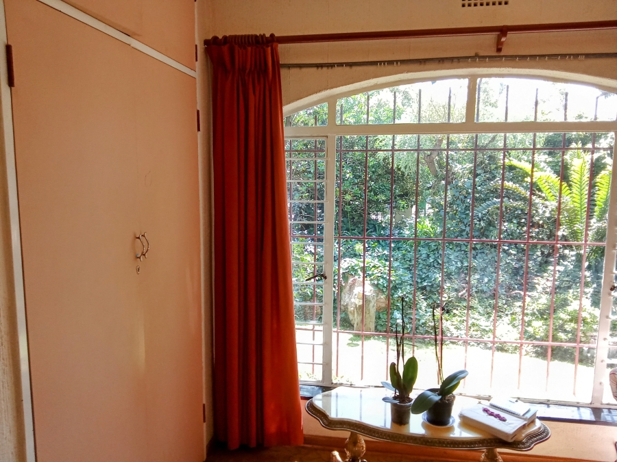 5 Bedroom Property for Sale in Helderkruin Gauteng