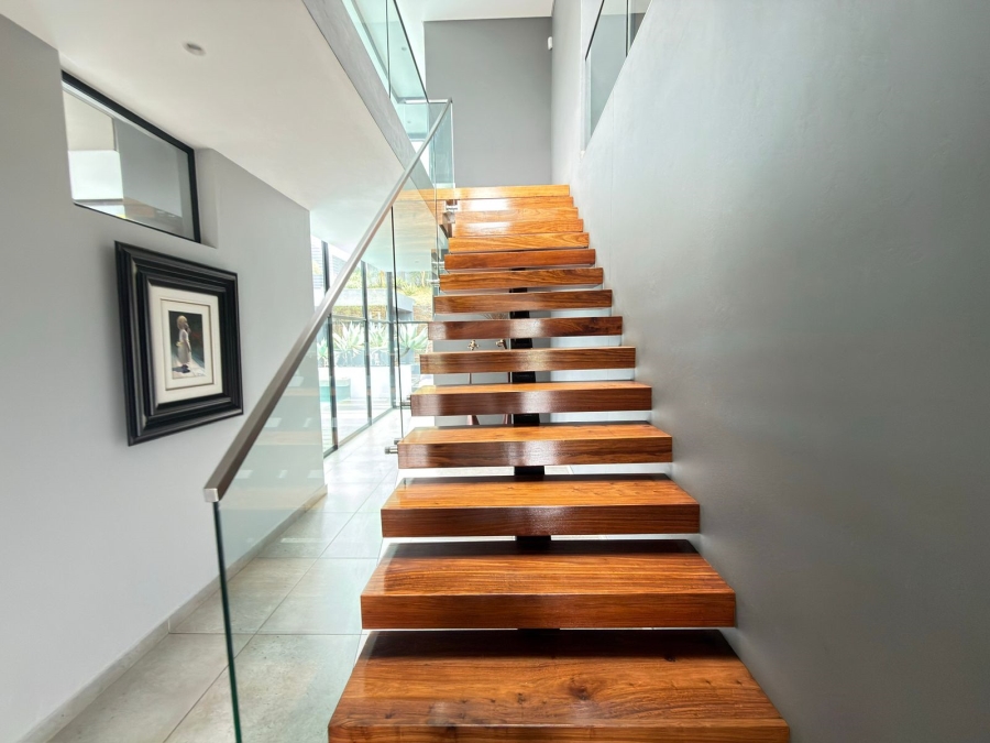 6 Bedroom Property for Sale in Featherbrooke Estate Gauteng