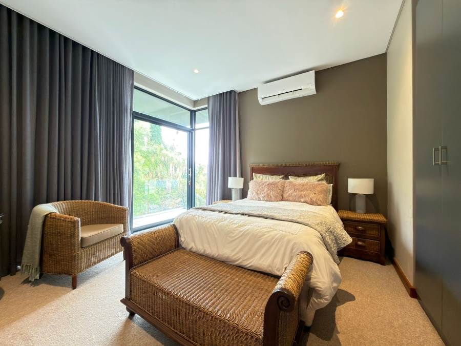 6 Bedroom Property for Sale in Featherbrooke Estate Gauteng