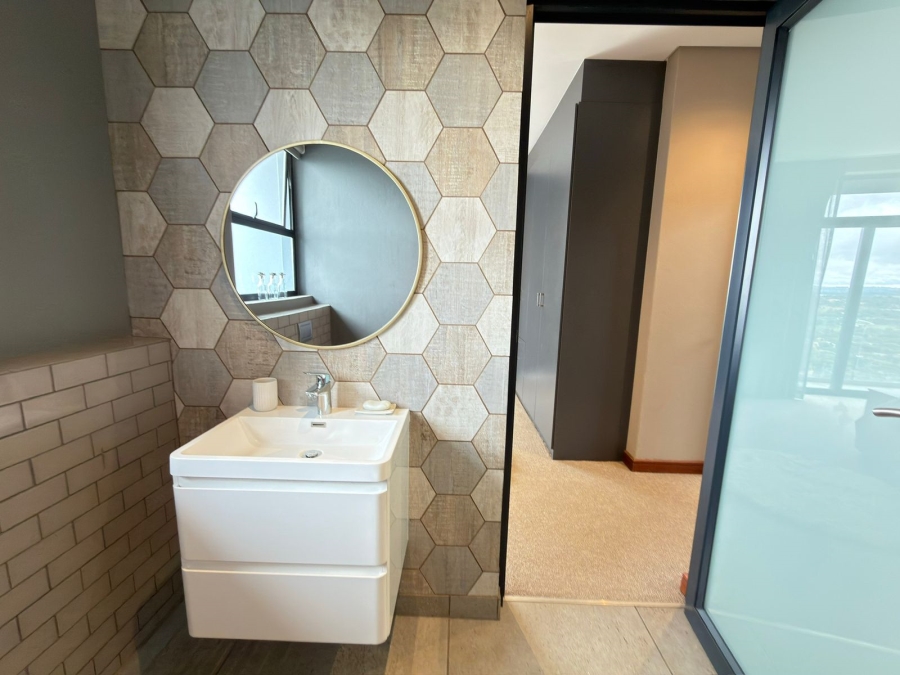 6 Bedroom Property for Sale in Featherbrooke Estate Gauteng