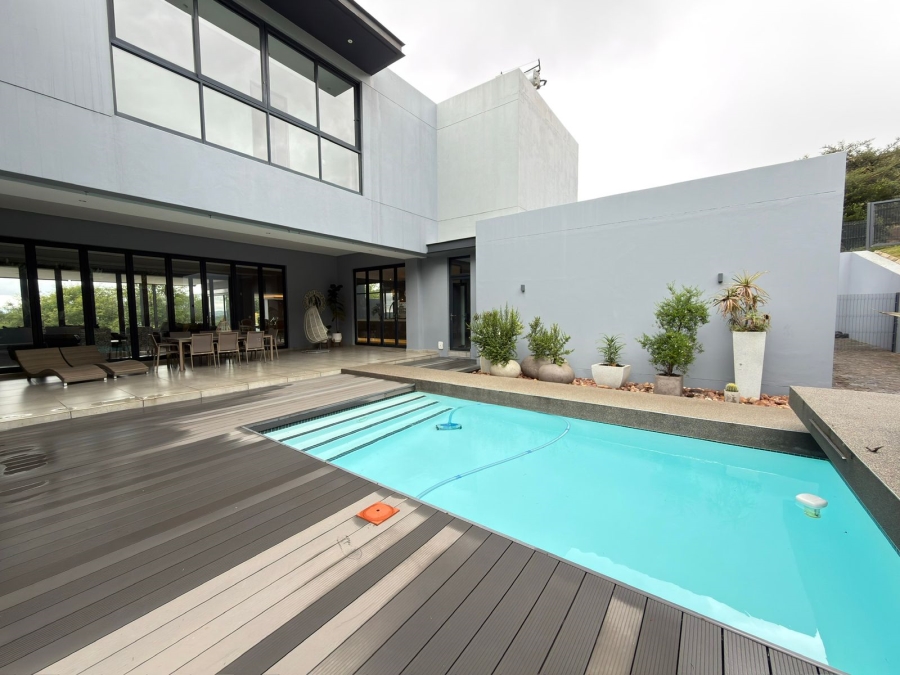 6 Bedroom Property for Sale in Featherbrooke Estate Gauteng