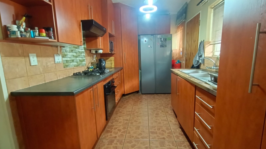 3 Bedroom Property for Sale in Randgate Gauteng