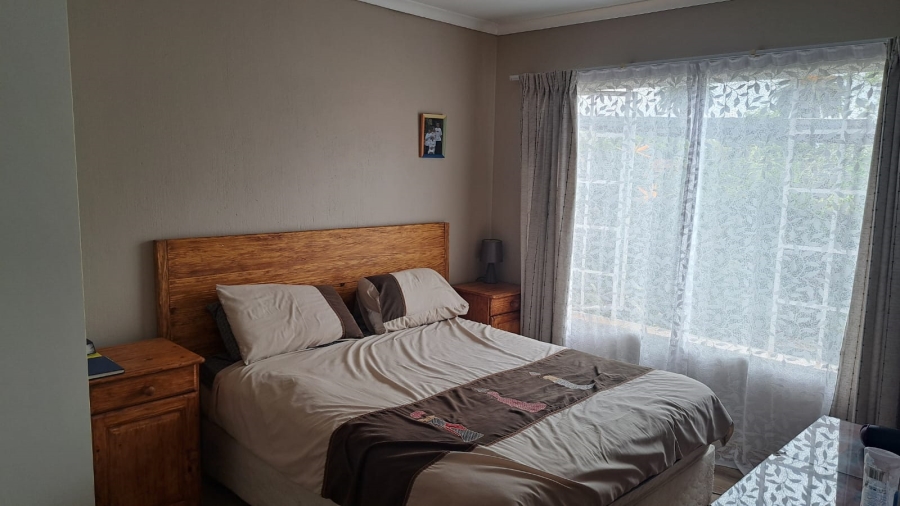 2 Bedroom Property for Sale in West Village Gauteng