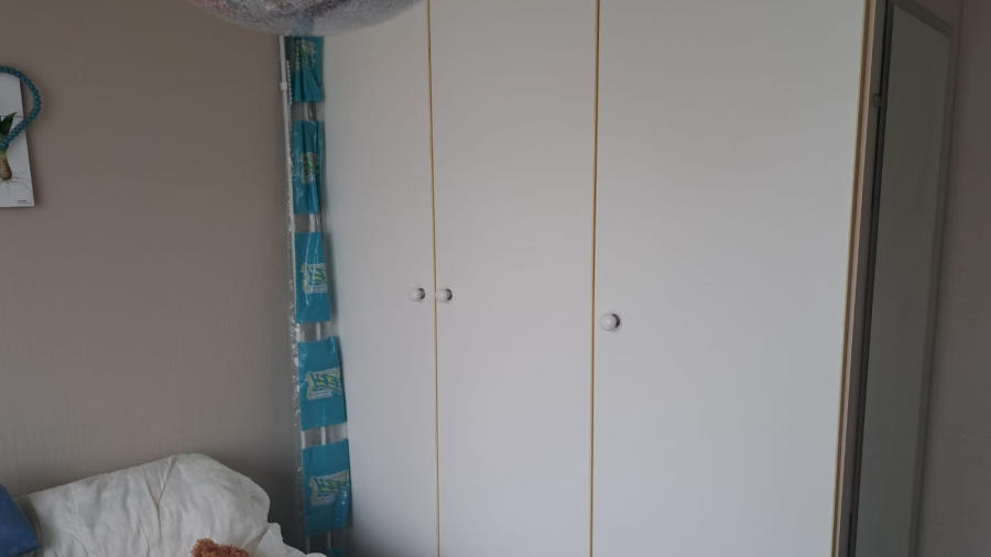 2 Bedroom Property for Sale in West Village Gauteng