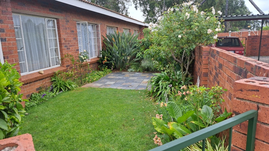 2 Bedroom Property for Sale in West Village Gauteng
