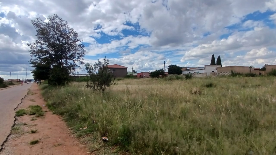 0 Bedroom Property for Sale in Simunye Gauteng