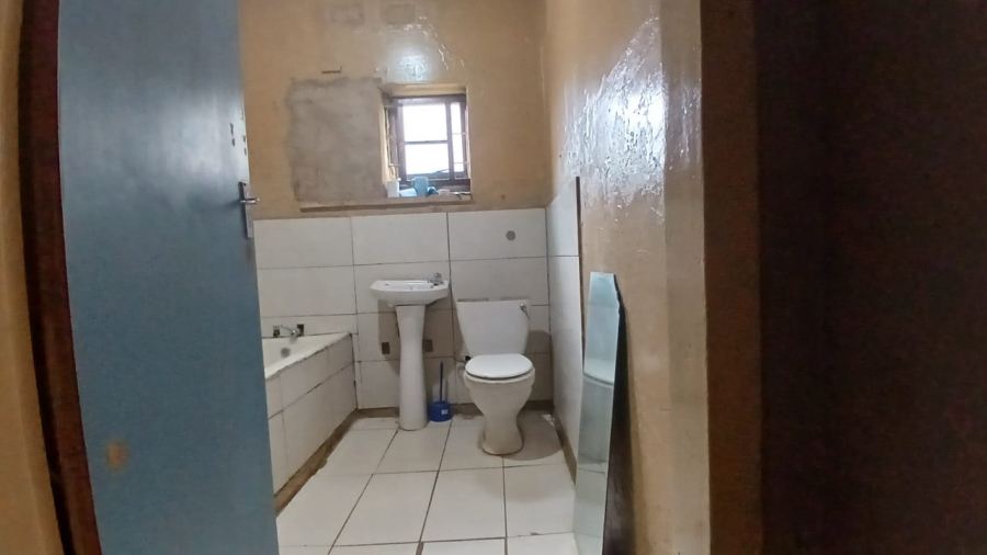 3 Bedroom Property for Sale in Westonaria Gauteng