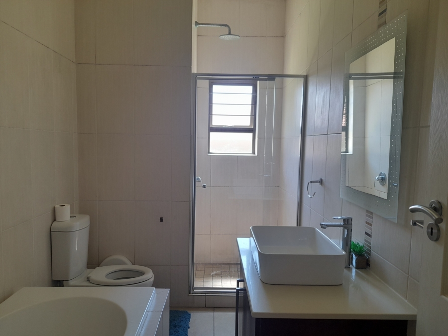3 Bedroom Property for Sale in South Crest Gauteng