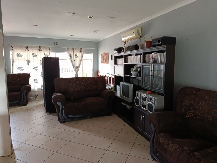 4 Bedroom Property for Sale in Krugersdorp West Gauteng
