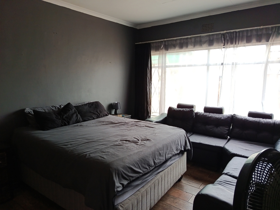 4 Bedroom Property for Sale in Krugersdorp West Gauteng