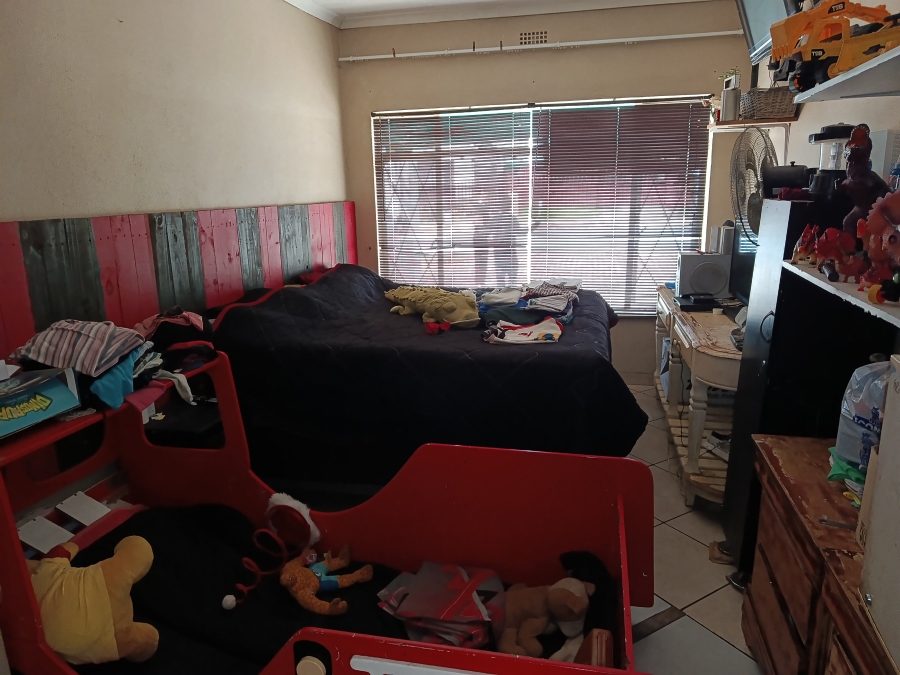 4 Bedroom Property for Sale in Krugersdorp West Gauteng