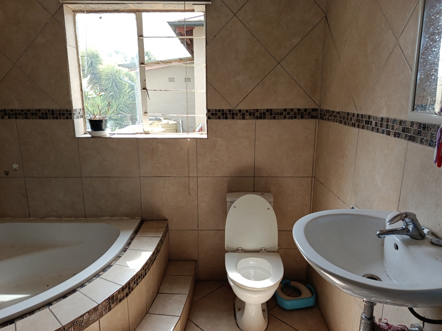 4 Bedroom Property for Sale in Krugersdorp West Gauteng