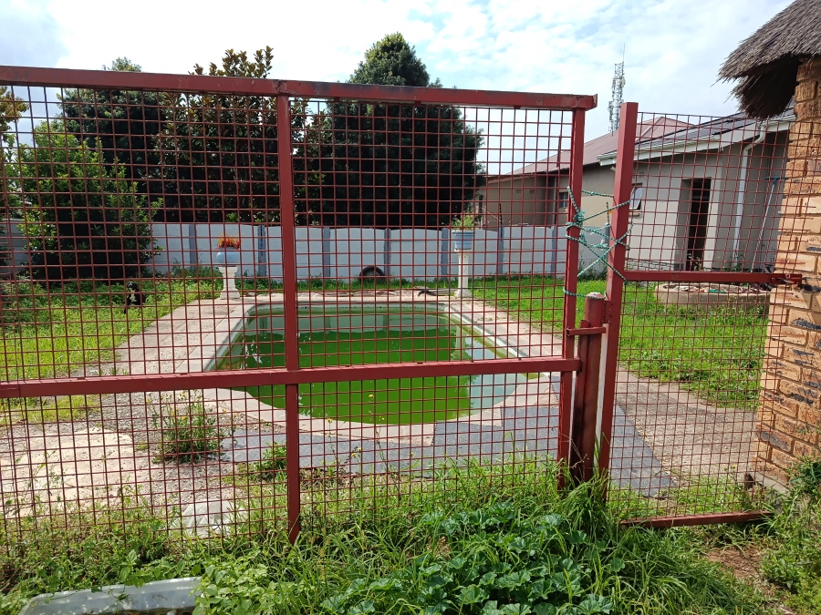 4 Bedroom Property for Sale in Krugersdorp West Gauteng