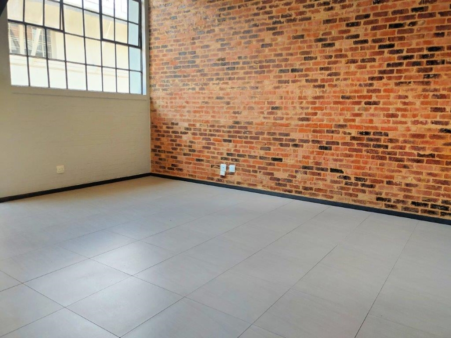 To Let 1 Bedroom Property for Rent in Braamfontein Gauteng