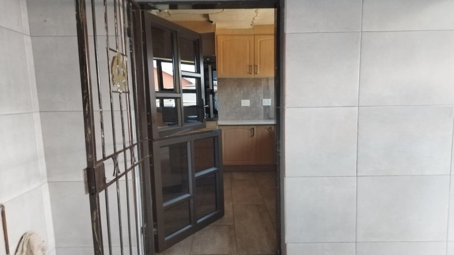 4 Bedroom Property for Sale in Steel Park Gauteng