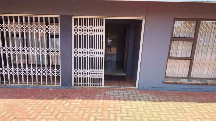 4 Bedroom Property for Sale in Steel Park Gauteng