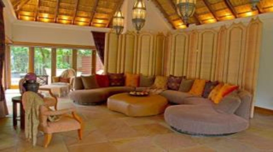 7 Bedroom Property for Sale in Zuurfontein Gauteng