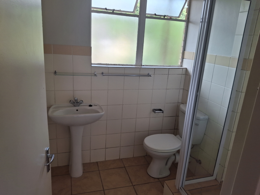 2 Bedroom Property for Sale in Die Wilgers Gauteng
