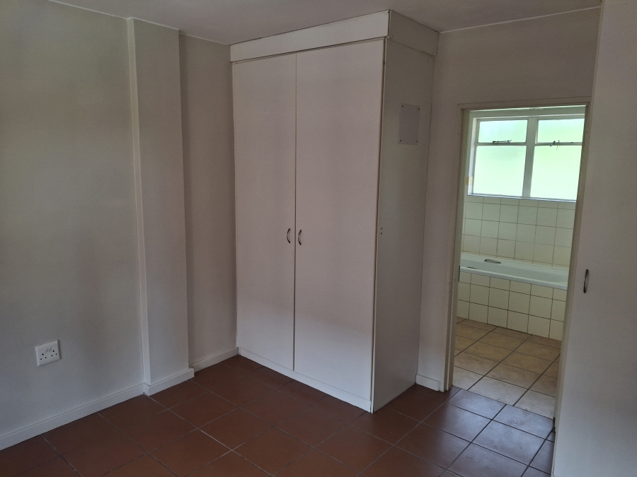 2 Bedroom Property for Sale in Die Wilgers Gauteng